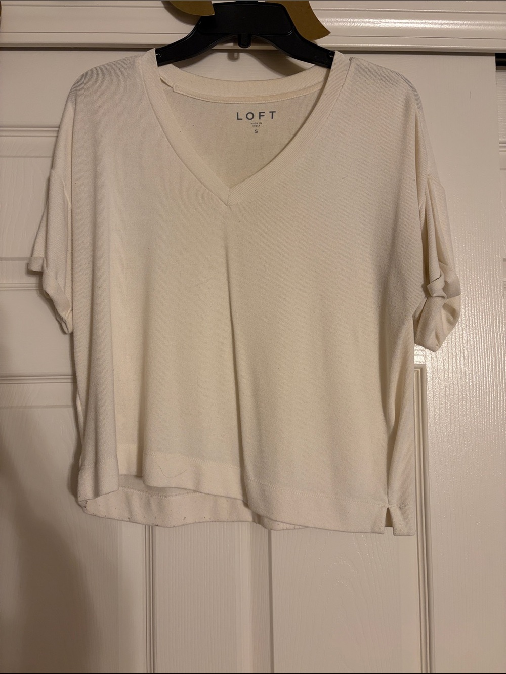 LOFT Women's white V-Neck Short Sleeve Top